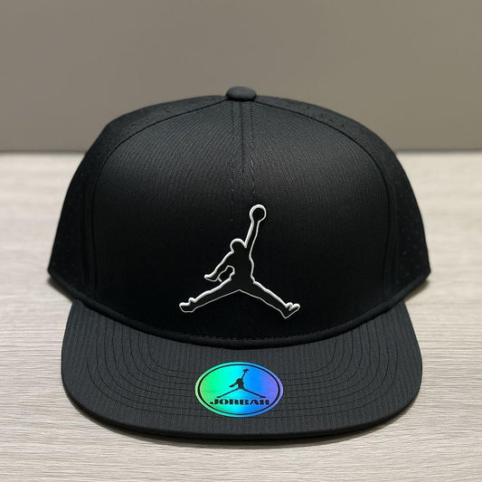 GORRA PLANA JORDAN NEGRA